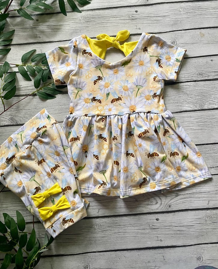 Daisy and Bees Tie Back Peplum and Bow Shorts Set